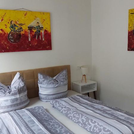 Ferienwohnung Lieser Am Markt ภายนอก รูปภาพ
